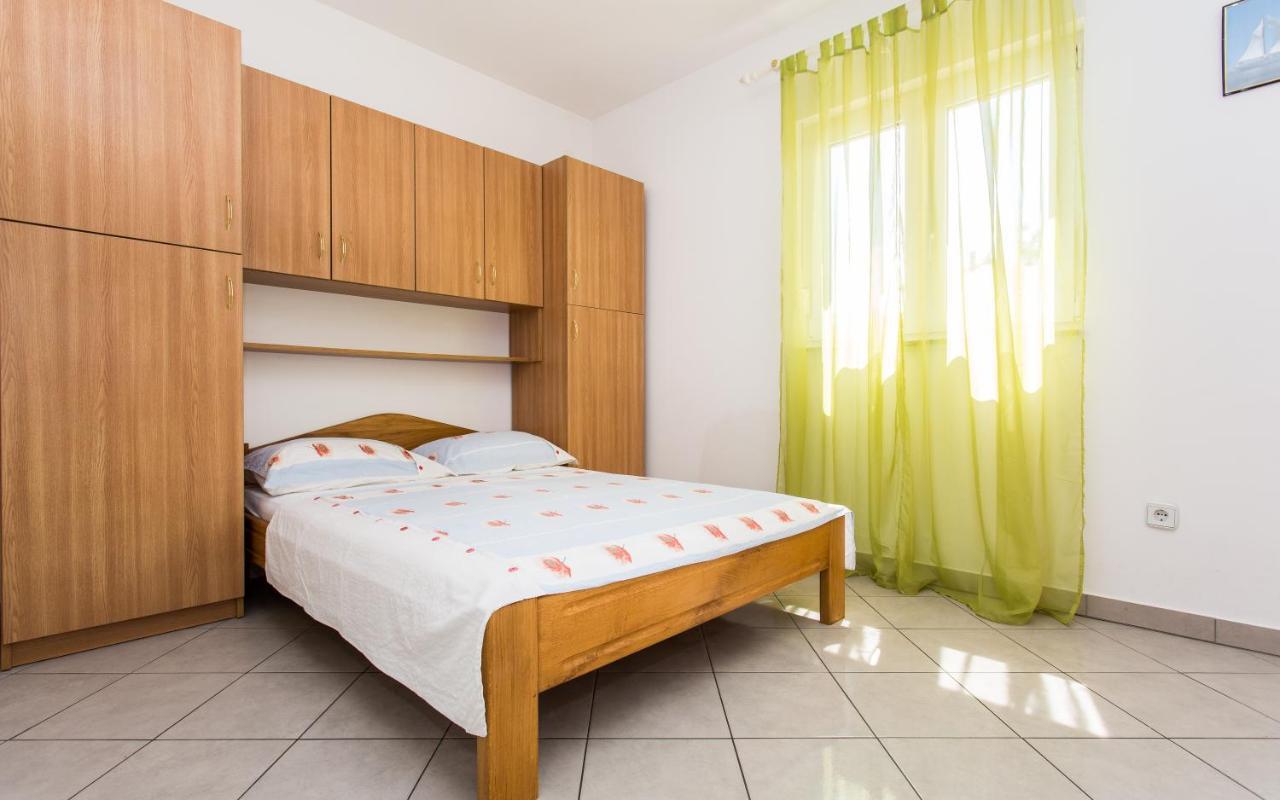 Apartman Justinic 실로 외부 사진