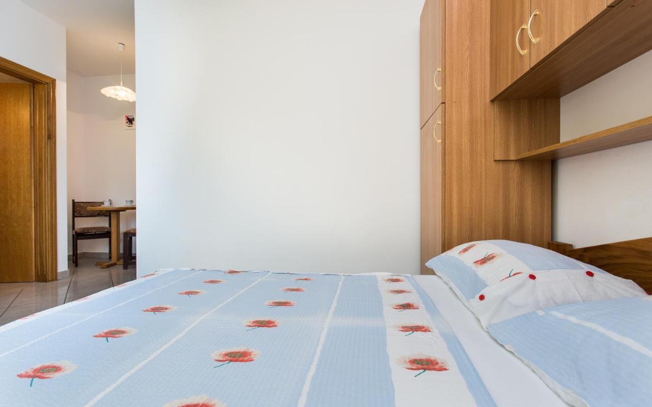 Apartman Justinic 실로 외부 사진