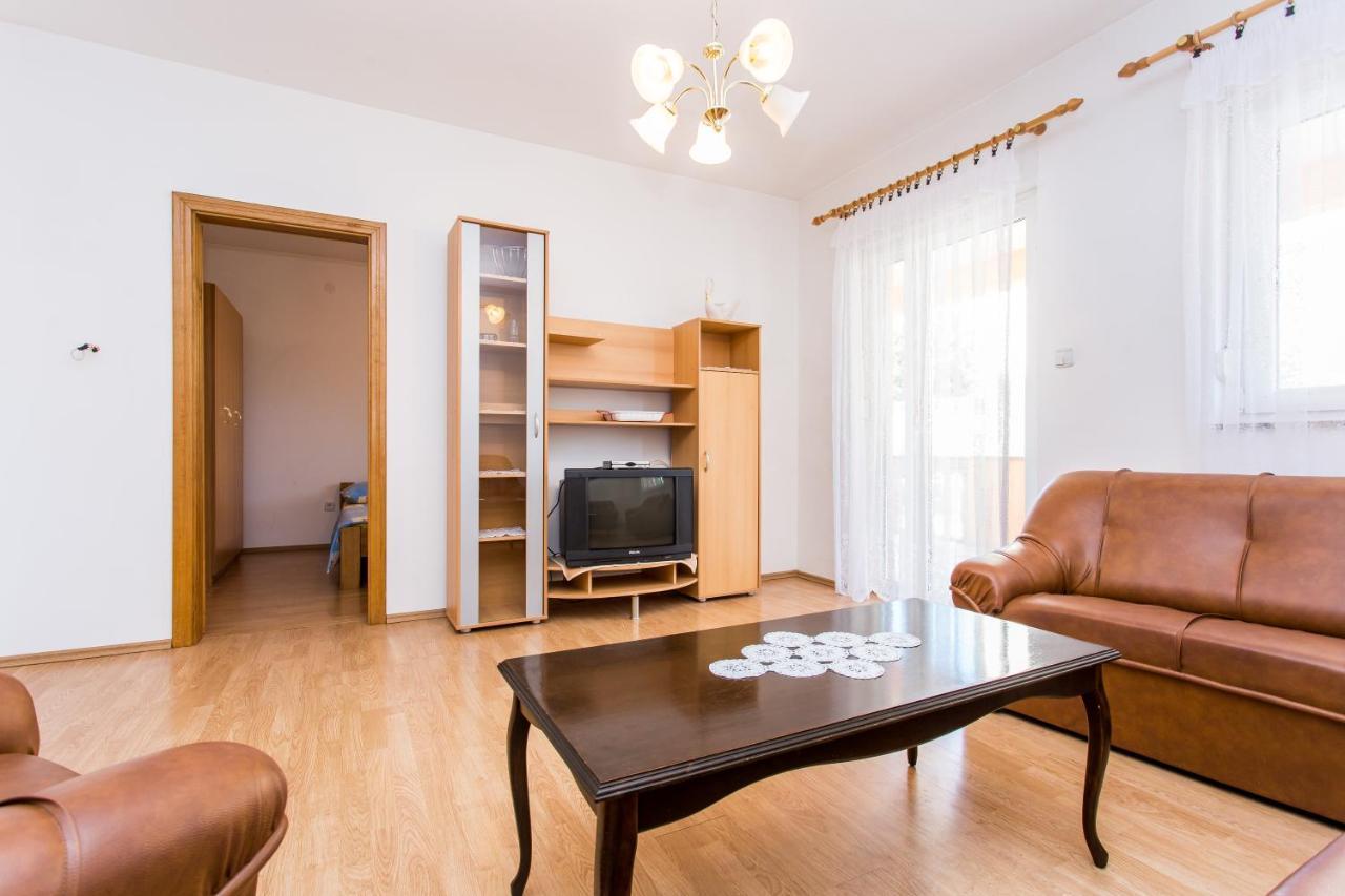 Apartman Justinic 실로 외부 사진